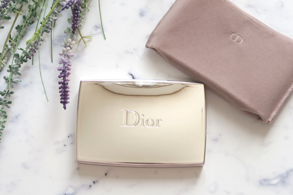 Dior♡カプチュールトータルトリプルコレクティングパウダーコンパクト